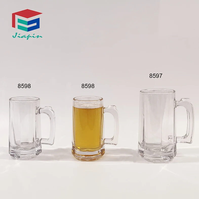 Bar using 12 oz Plastic Beer Mug glass with handle made in China