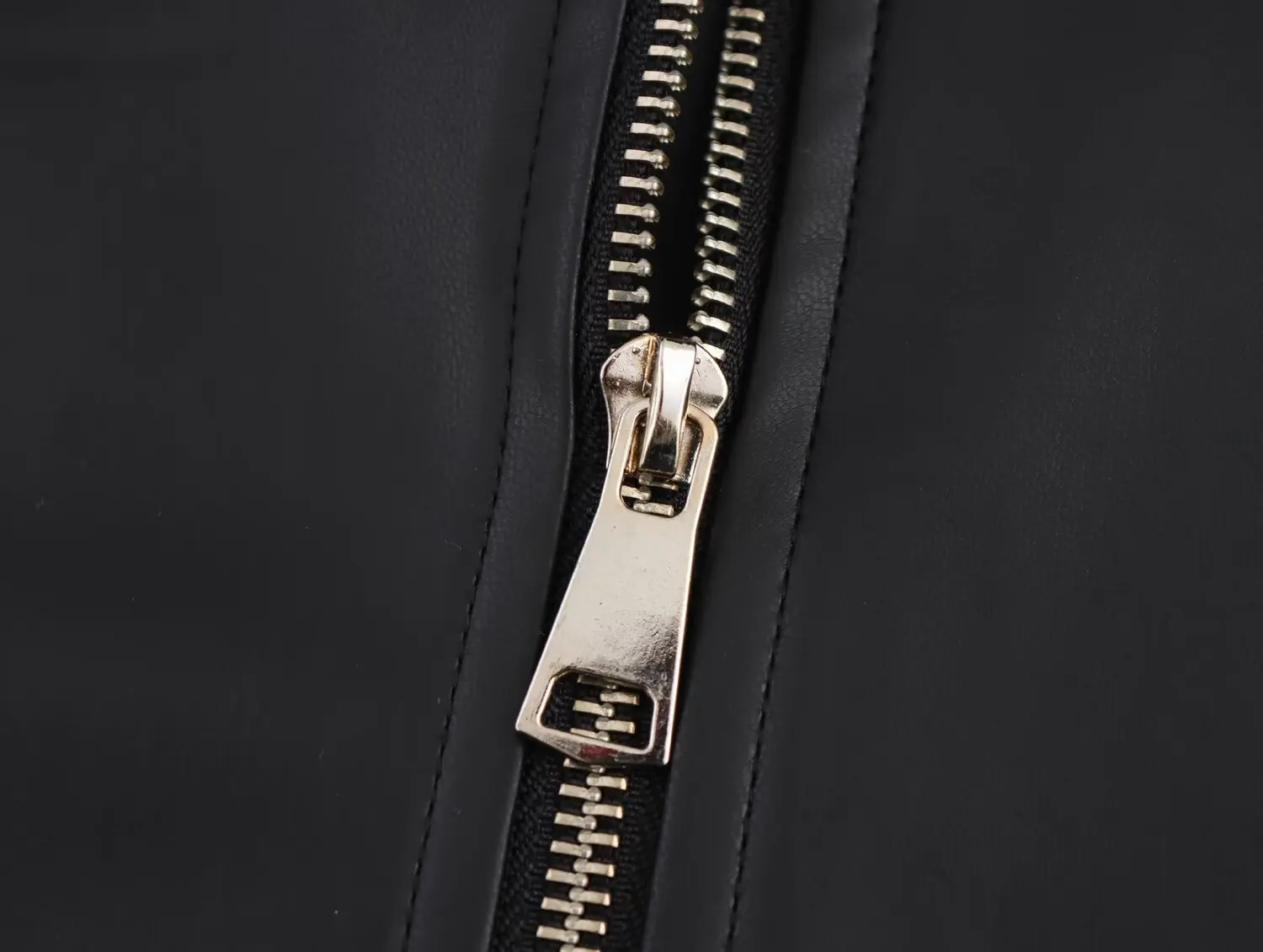 Guangzhou Auyan 2025 Spring New Fashion High PU leather loose with fashion square collar leather jacket Coat