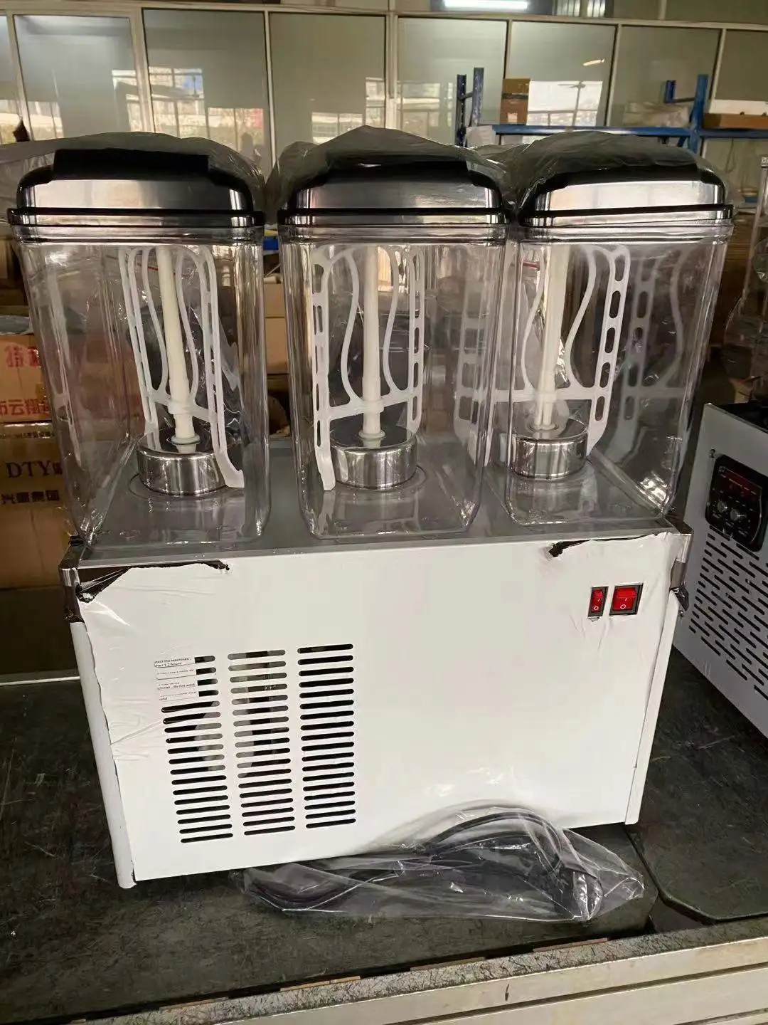 MAYJESSIE GLASSWARE Hot Selling 2L Blue Color Glass Juice Dispenser For Beverage Water Cold Drinks, Suqueira de vidro