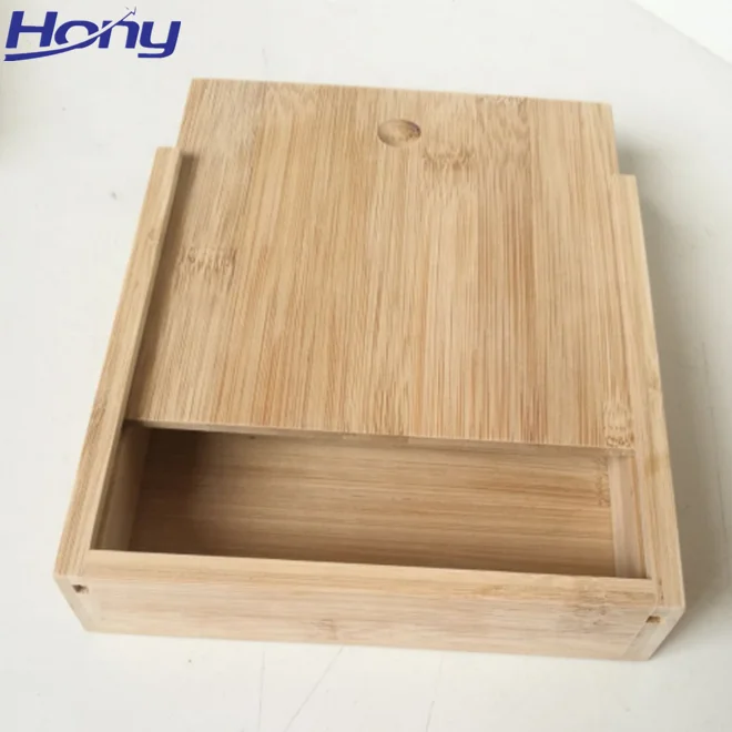 bamboo box with sliding lid.png