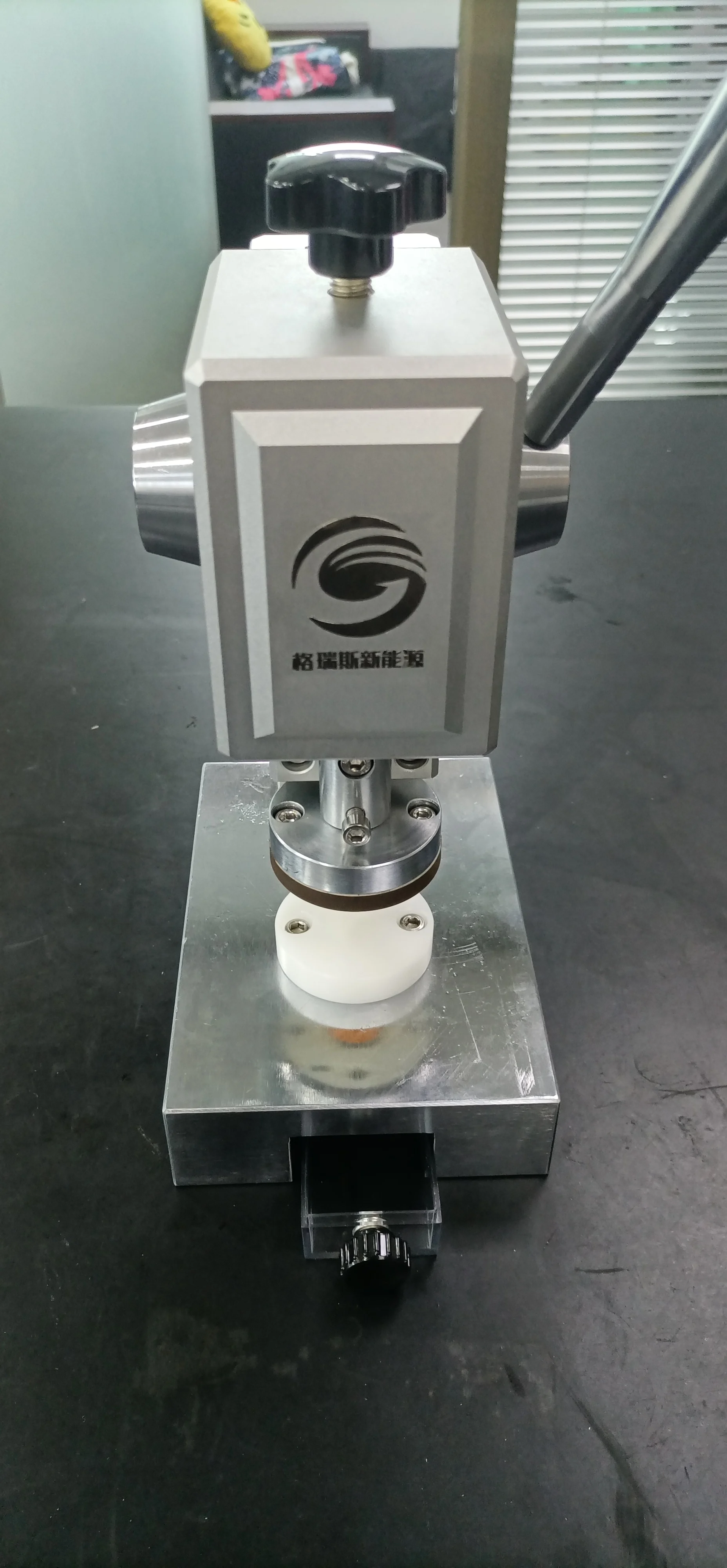 Laboratory Manual Coin Cell disc Cutter Punching for Electrode or Separator Cutting