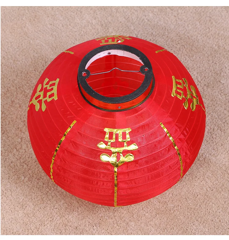 Traditional Chinese Outdoor Red Lantern New Year Decoration