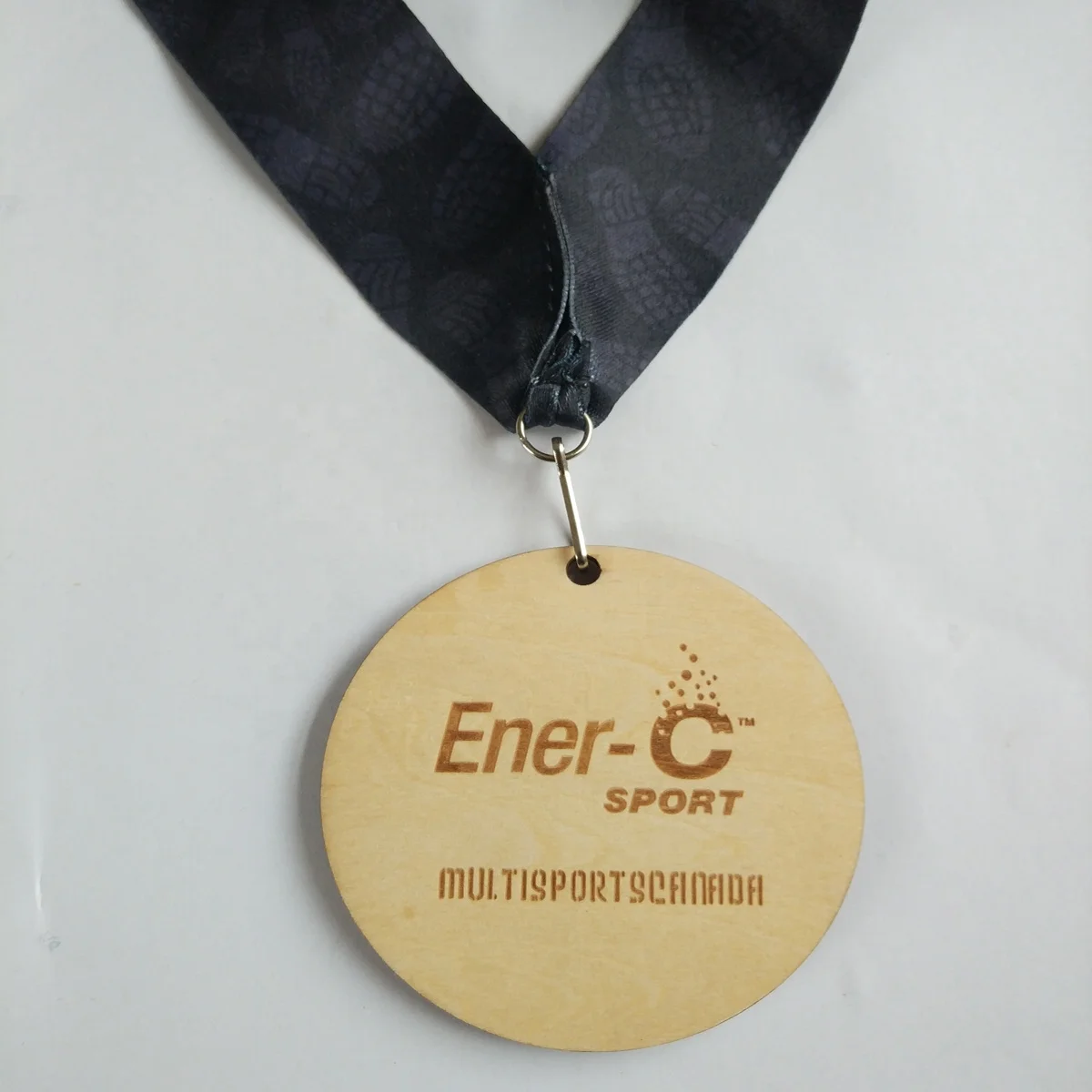 Customized logo wooden sports racing runner award medal