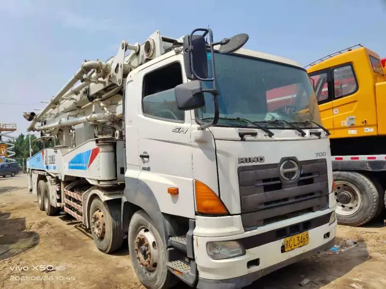 2019 used Trailer Mounted Concrete Mixing Pump with Electric Diesel Motor Mobile Ready Concrete Mixer49m long boom