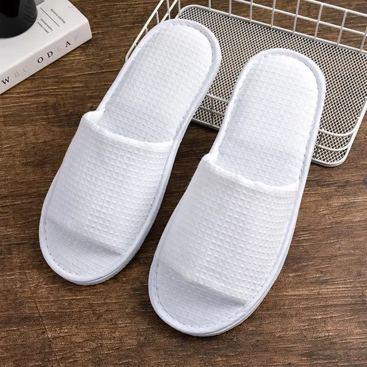 luxury travel equipments eco friendly products 2024 hotel supplies disposable slippers