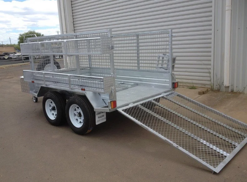 Small camper trailer tool box trailer cage trailer for car