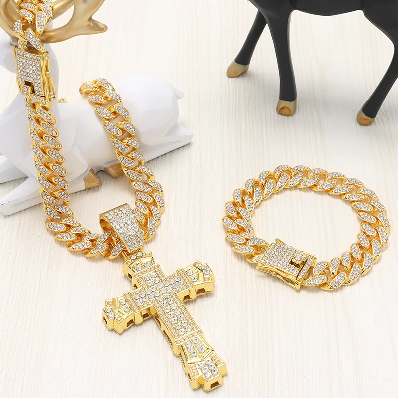 2024 Unisex Wholesale Price Hip Hop Punk Silver/Gold Plated Zinc Alloy Cross Fashionable Brand Necklace Pendant Chains Type