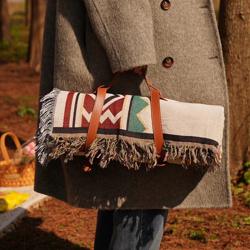 Wholesale high quality  Picnic mat Moisture-proof mat thickened ins wind outdoor floor mat camping picnic cloth Bohemian blanket