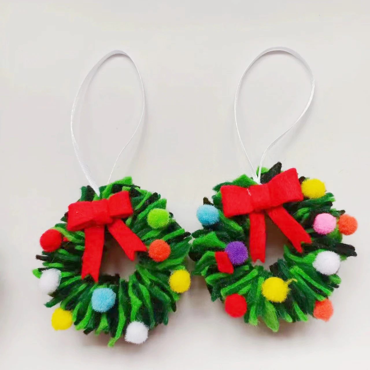DIY Christmas Ornaments from Felt Scraps Do Yourself Tree Ornaments Felt Mini Wreath Hanger Home Decoration DIY Felt Craft Kit
