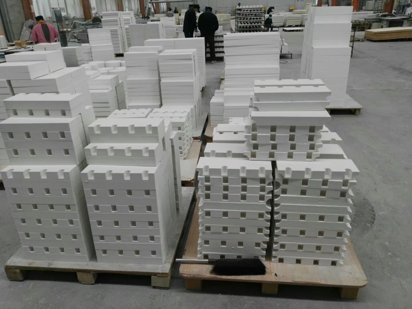 high temperature insulation board brick holes for ceramic rollers of glass tempering furnace