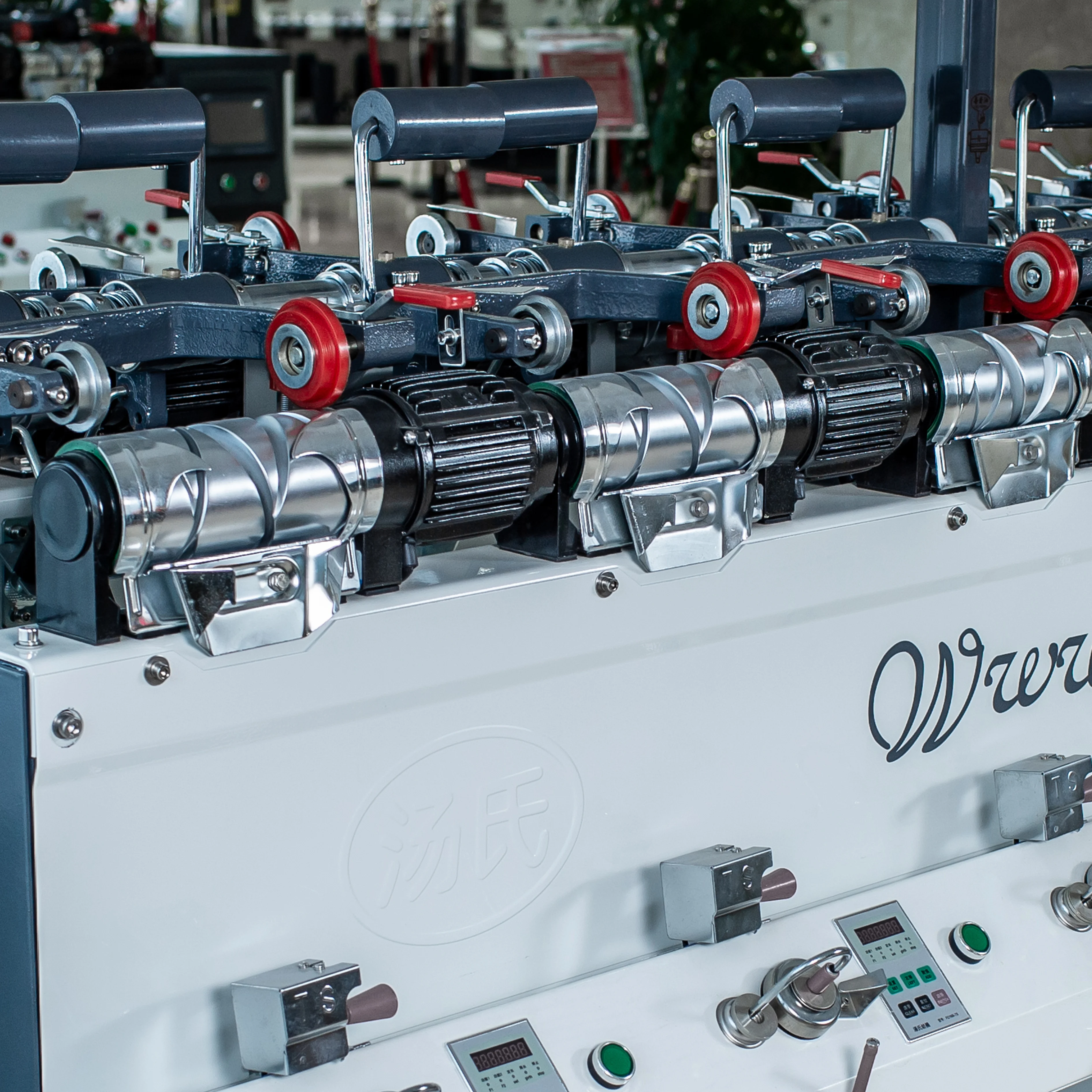 
electric motor soft Sewing yarn winding machine textile machinery factory 