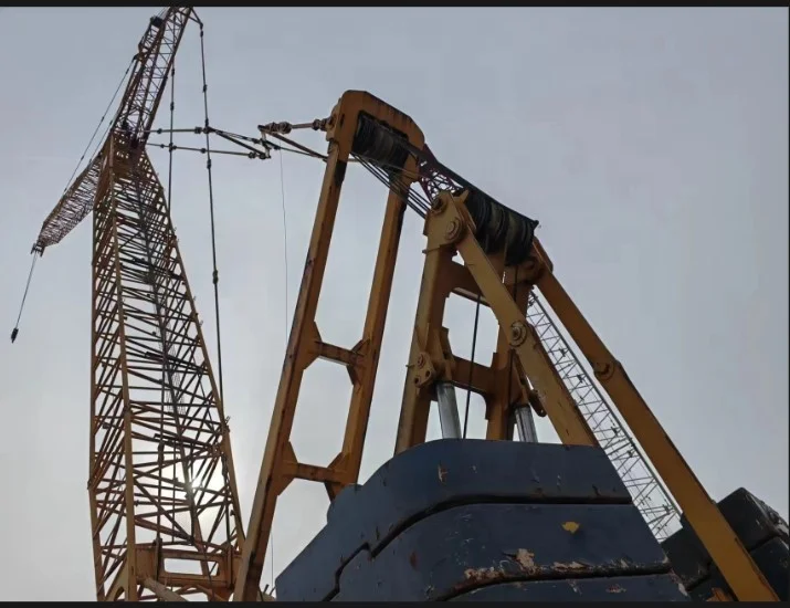 Xuzhou QUY250 used crawler crane 250ton Used crane with Luffing jib