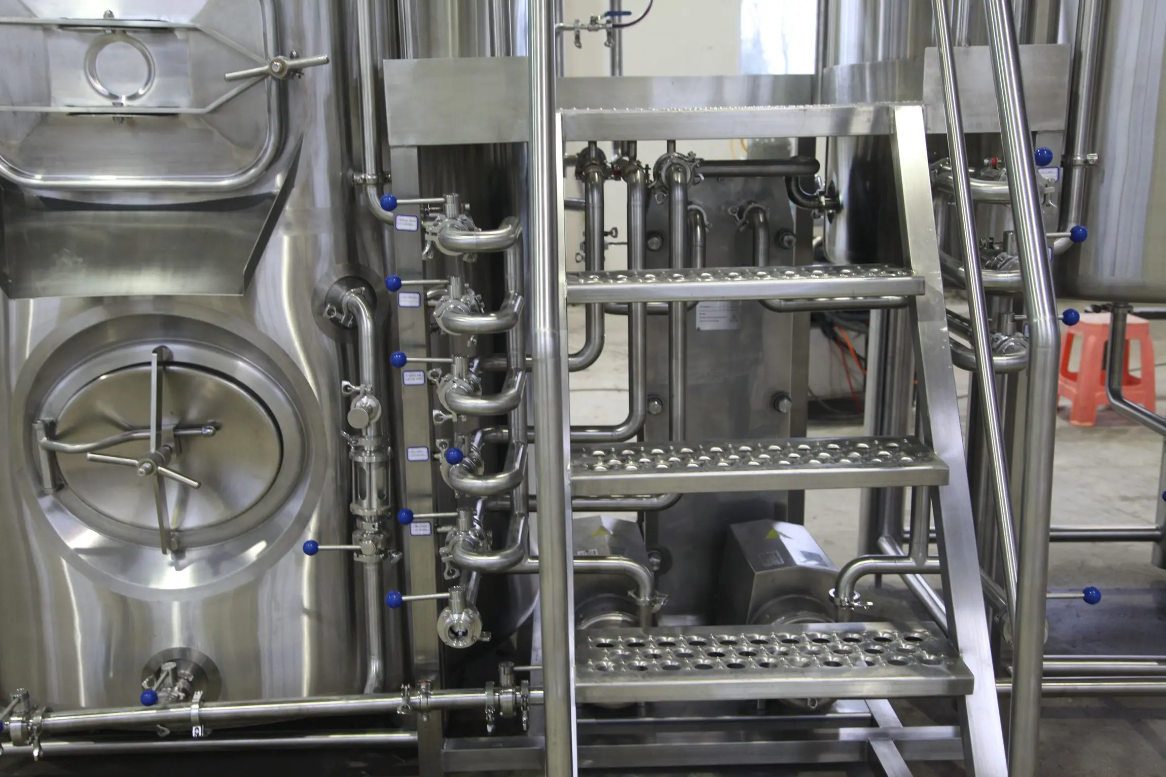 600L 6HL 5BBL Stainless steel direct fire heating combined 3 vessel complete all grain brewing system