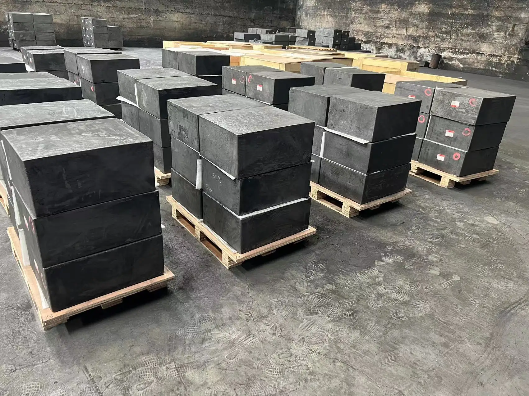 Die- molded  fine-grained high density  high mechanical strength graphite block