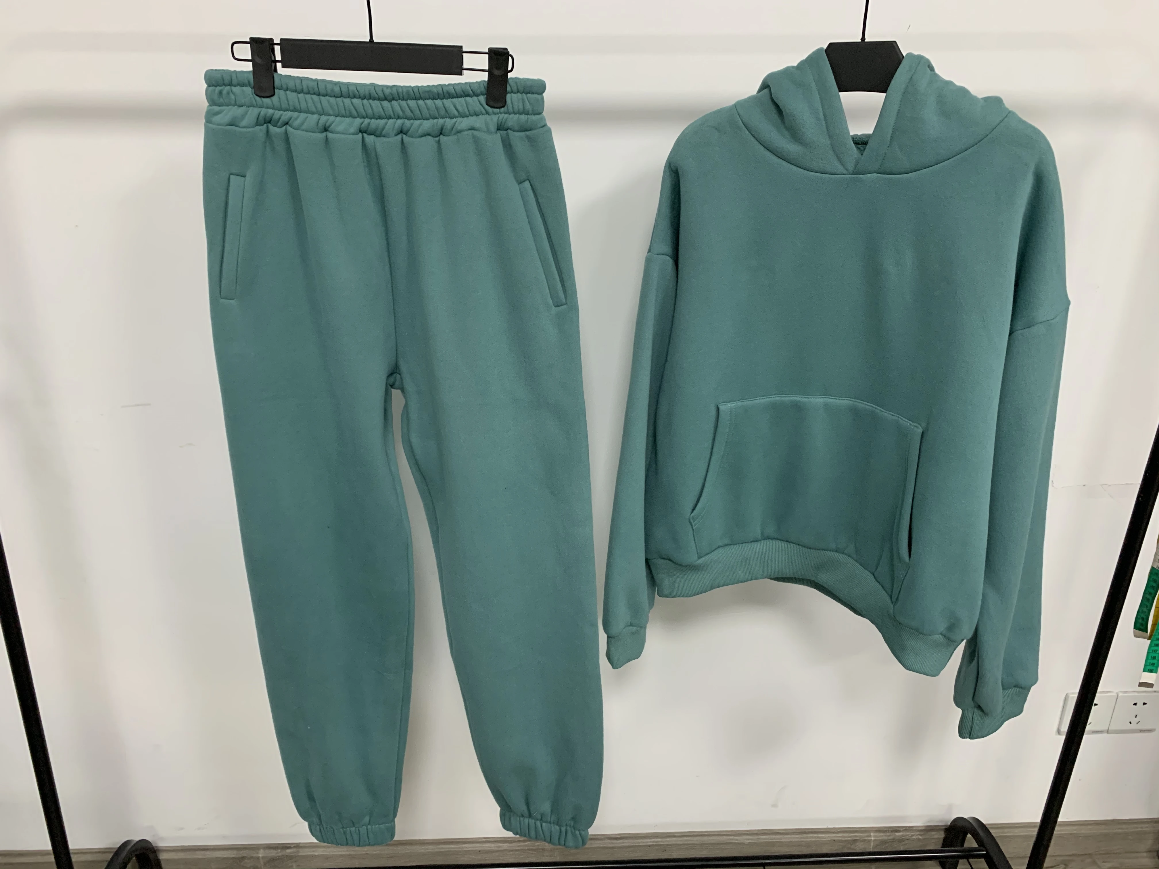 Dropshipping unisex sweat suit Two Piece Set tracksuit cotton sweatsuit sweatpants and hoodie set