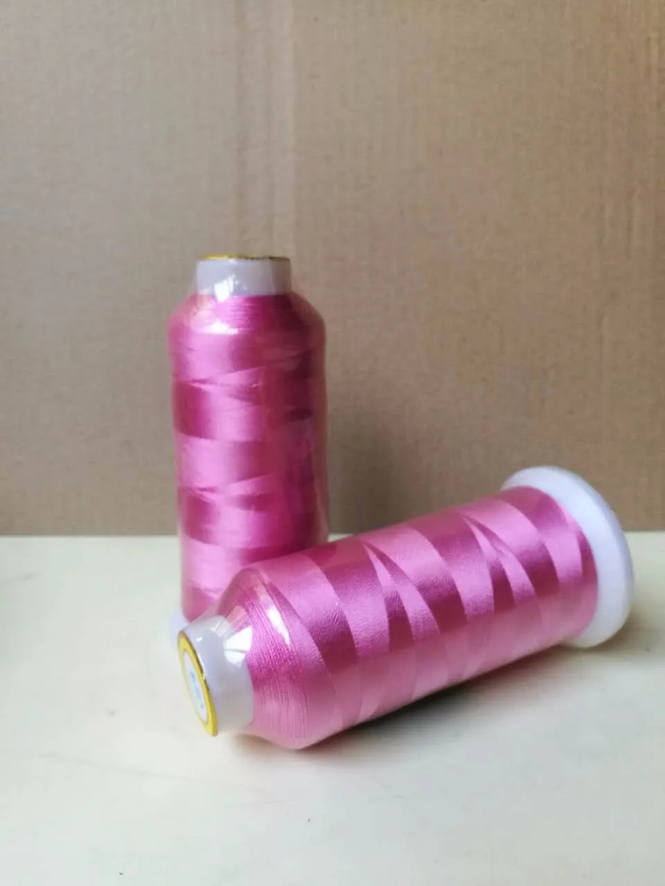 
100% viscose rayon embroidery thread 