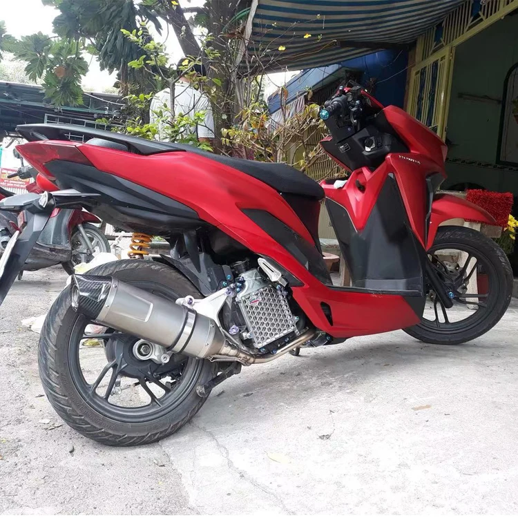 Tractor pendants escapes motorcycle exhaust carbon