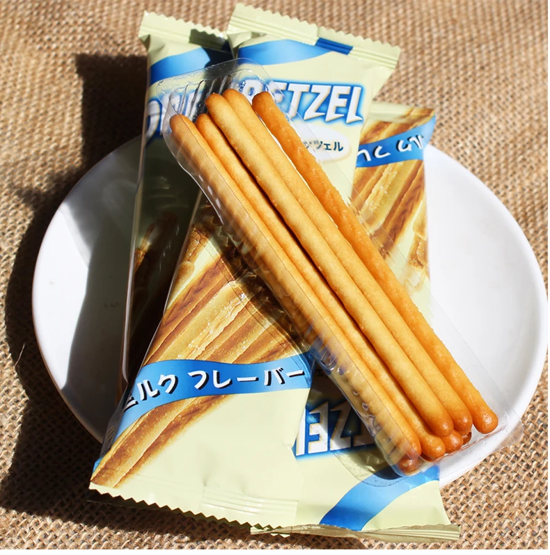 Automatic oreo milk cream Sandwich biscuit production line /biscuit processing machine