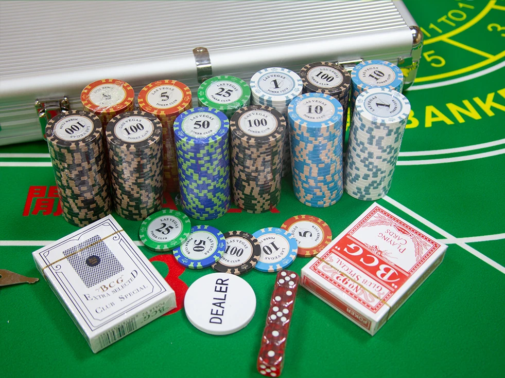 Hot selling poker chips Customized clay poker chips suitable for casino entertainment venues