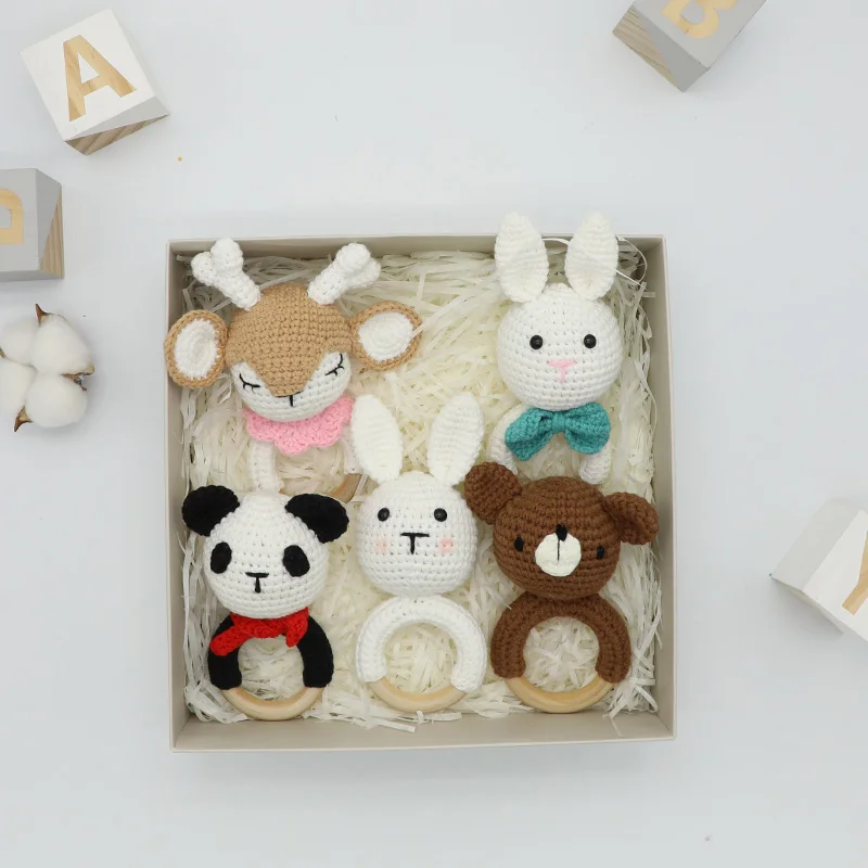 High Quality Custom Cute Animal Wooden Handmade Crochet Rabbit Baby Teether Rattle