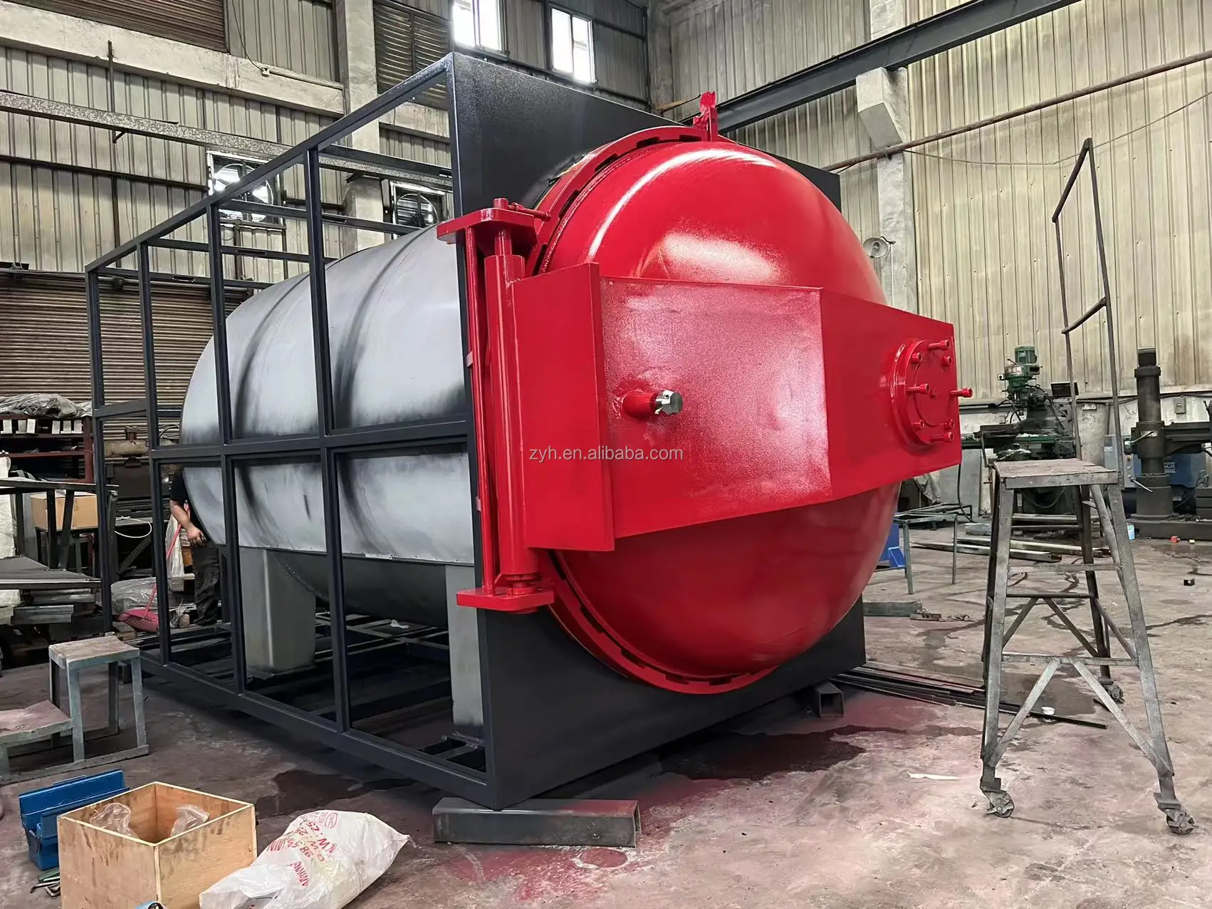 Autoclave 1.jpg