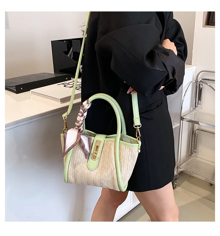 begs woman handbag shoulder European and American popular handbags miniature handbag
