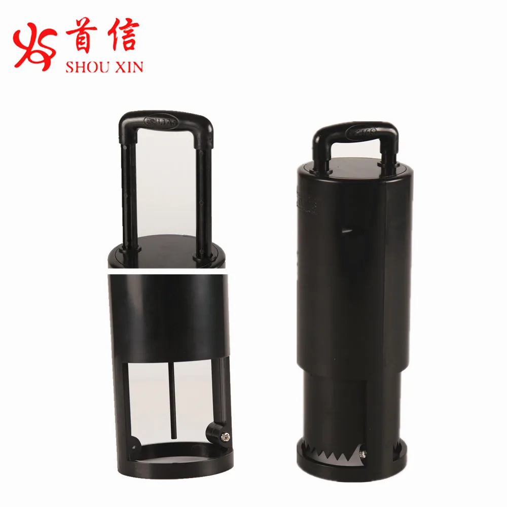 Black sustianable pest control trap mole catcher mole rodent trap