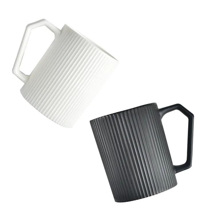 Modern Custom Black Ceramic Coffee Mug Unique Glaze Design in Custom Colors Microwave Safe Bulk Price for Tea Coffee Water Beer
