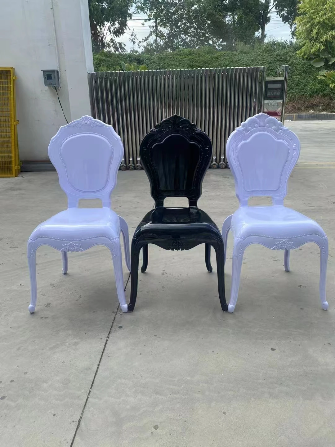 bridal chairs wedding decoration Hotel Luxury Stackable Wedding Event Transparent Clear Acrylic Phoenix Chairs With Cushions