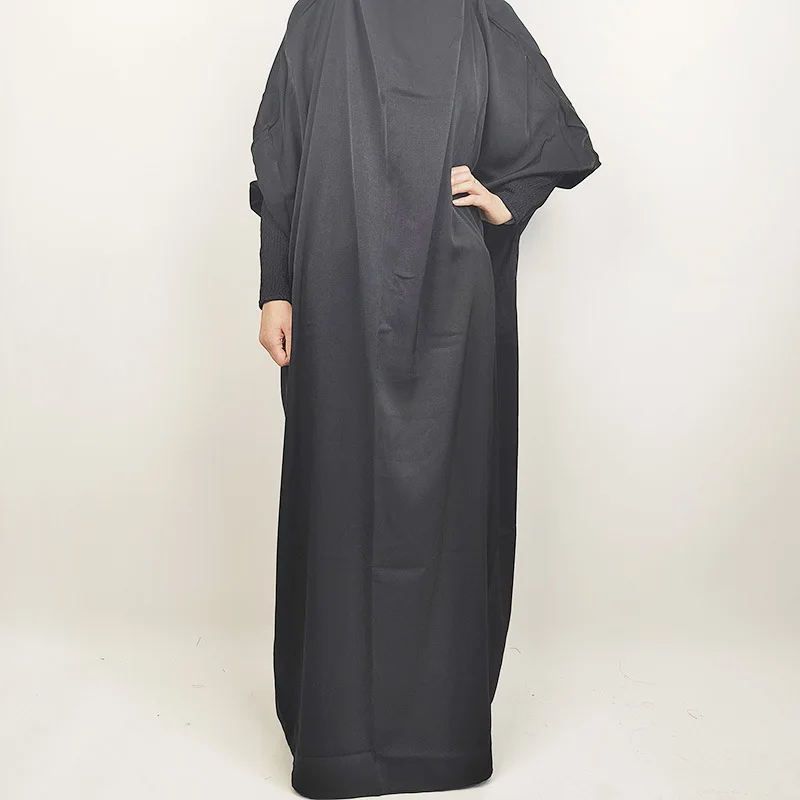 Wholesale Modest Khimar Hijab Abaya Long Sleeve Muslim Evening Dress Turkish Abaya Women Muslim Dress 2023