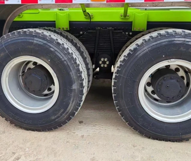 used Foton Auman 8X4 12 Wheeler 12cbm Concrete Cement Mixer Truck for sale