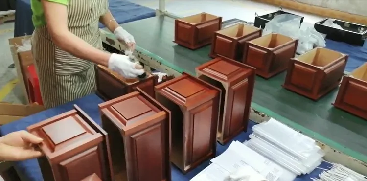 Factory custom wooden pet casket urn poplar burl inlay wood urns