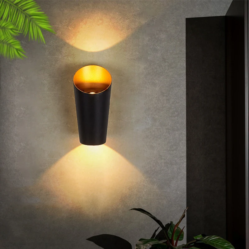Modern Villa Hotel Courtyard Wall Mounted Light Waterproof IP54 Corridor Outdoor Wall Lamp