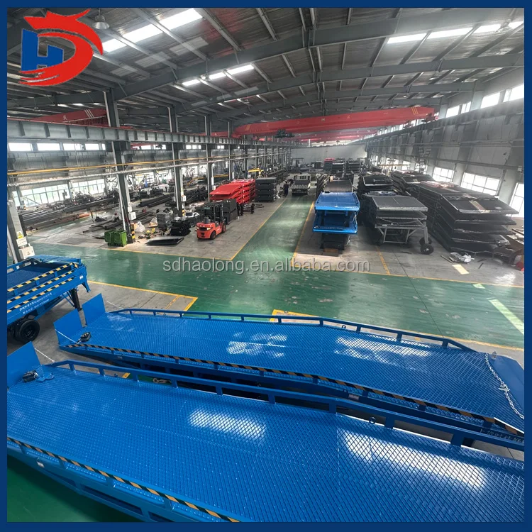 New Heavy Truck Ramp Mobile Boarding Bridge Steel Container Loading Forklift Ramp with Reliable Motor and Engine