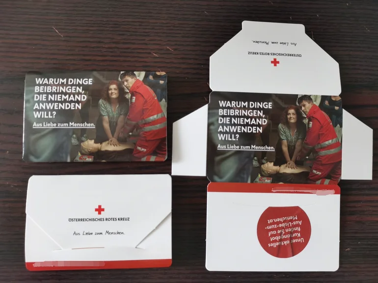 Promotional Paper sleeve pack  bandage box plastic plaster dispenser