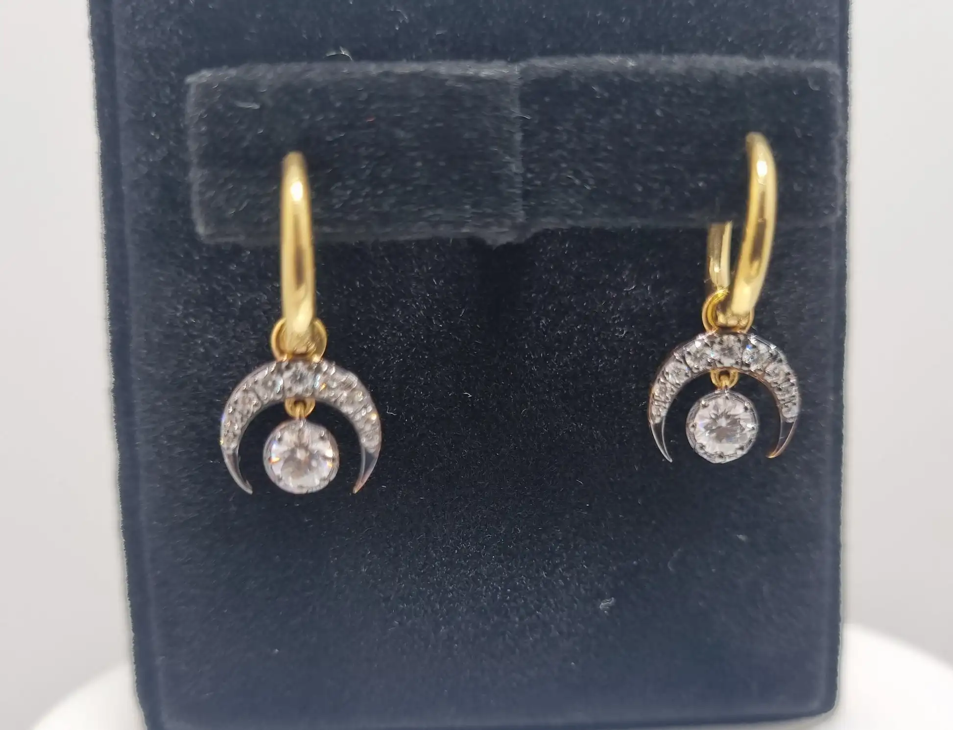 Trending 1ctw Moissanite Hanging Ear Ring With 14k Gold And Front Side With Black Rhodium Stud Earrings  For Man Women