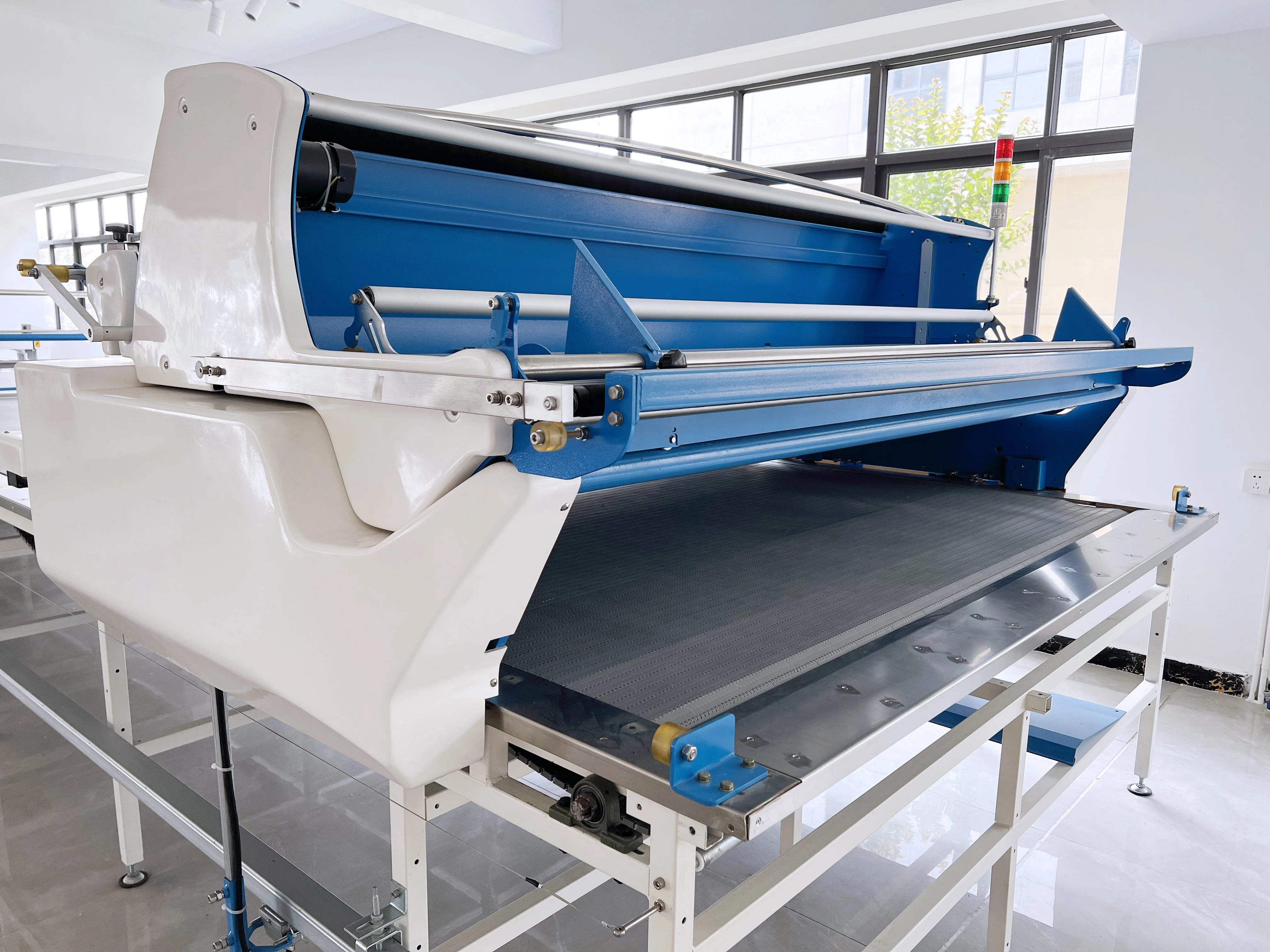 Juita JT-A8-190S компактный распространения для нарезки текстиля ткань разбрасыватель удобрений машина автоматическая