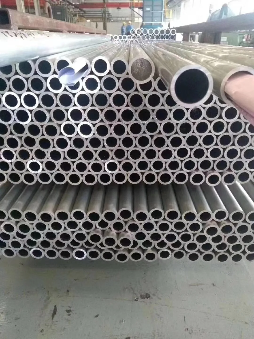 Alu tube (2).jpg