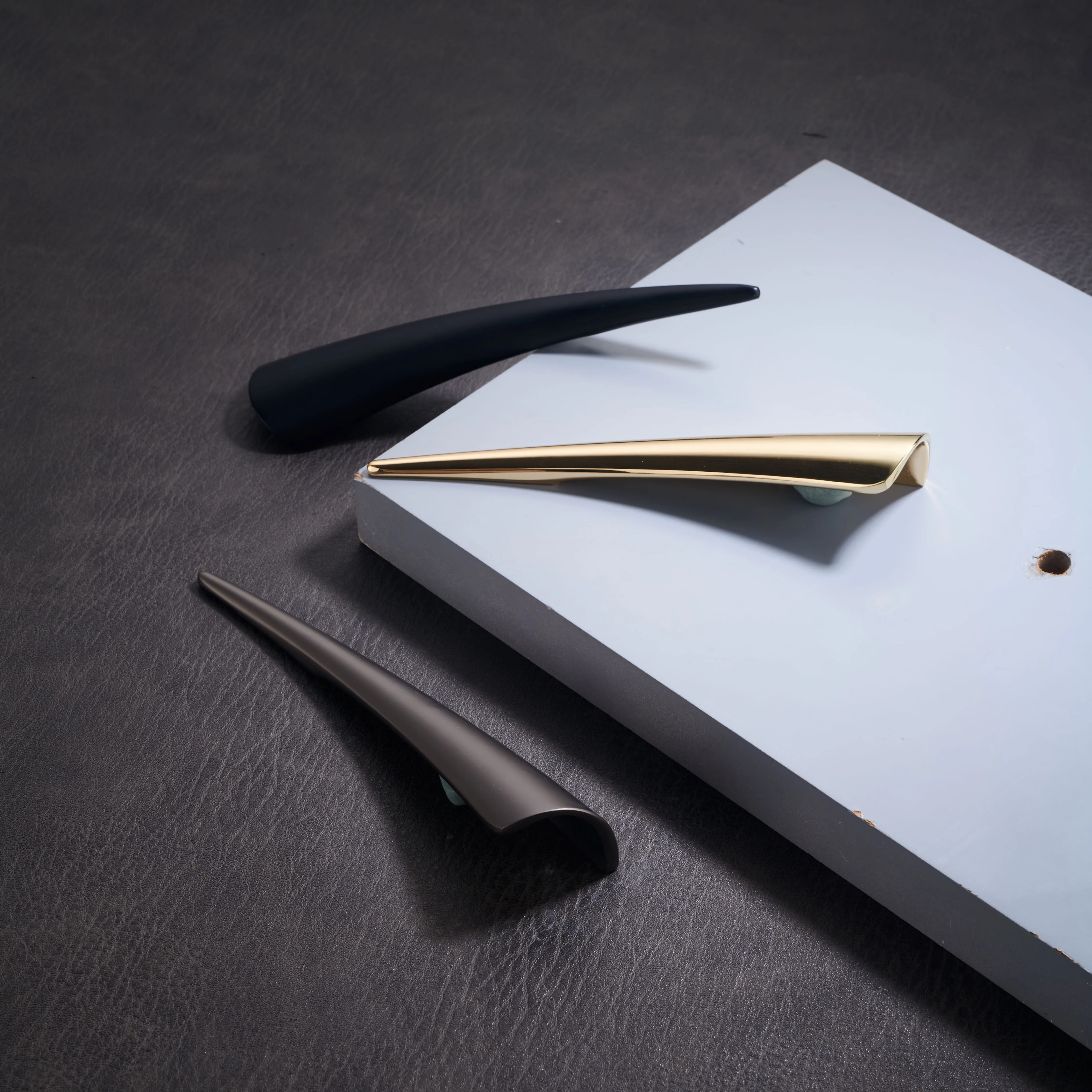 AKADA New Design Drawer Bronze Pull Knob Wardrobe Bathroom Cupboard Door Furniture Cabinet Handle