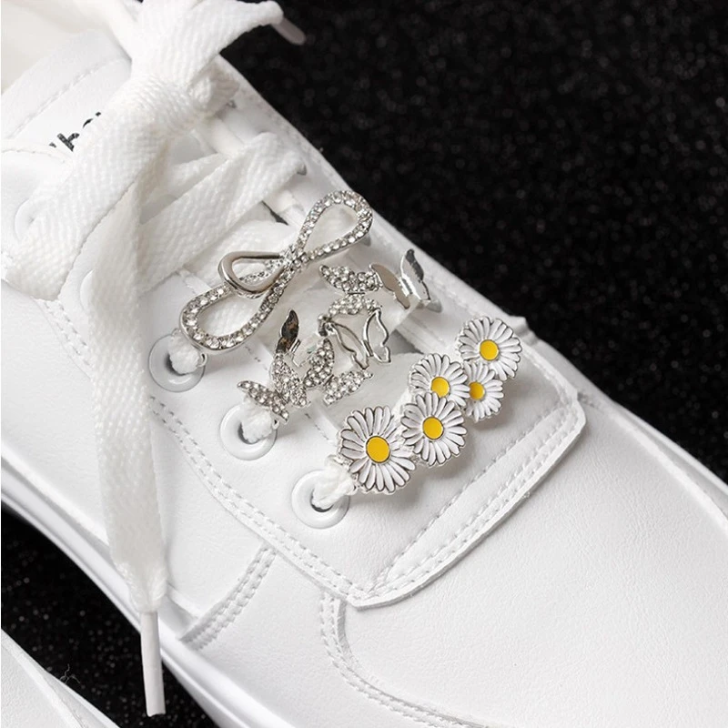 Metal Shoelace Buckle Pearl Bow Shoe Accessories Shiny Rhinestones Women Shoes Decorative Accessory Shoelaces Decoration