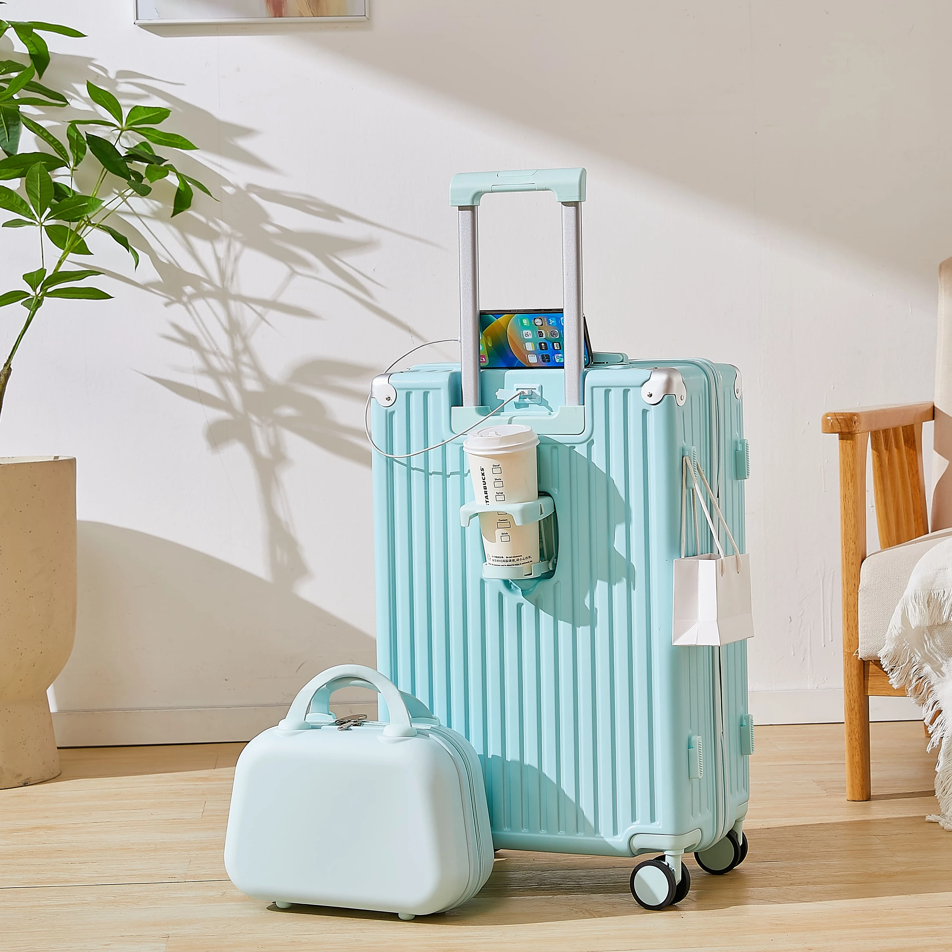 New Design  360 Degree Spinner Double Wheel Beauty Suitcase Bags Luggage with Usb Charge for Women PC Unisex Metal Handle