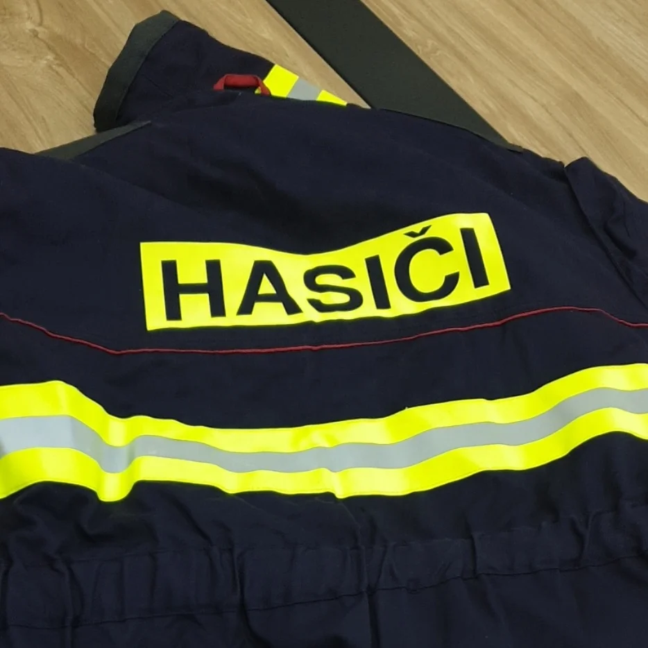 firefighting suit supplier