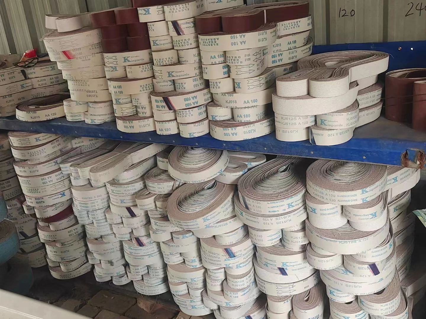 Glass Sanding Belt Jointing the Sanding Belts Polishing Aluminum Oxide Sanding Belts plastic Polish