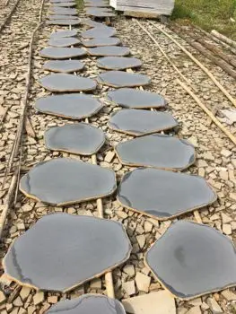 Cheap Outdoor Large Random Size Hainan Bluestone Black Basalt Garden Stepping Stones