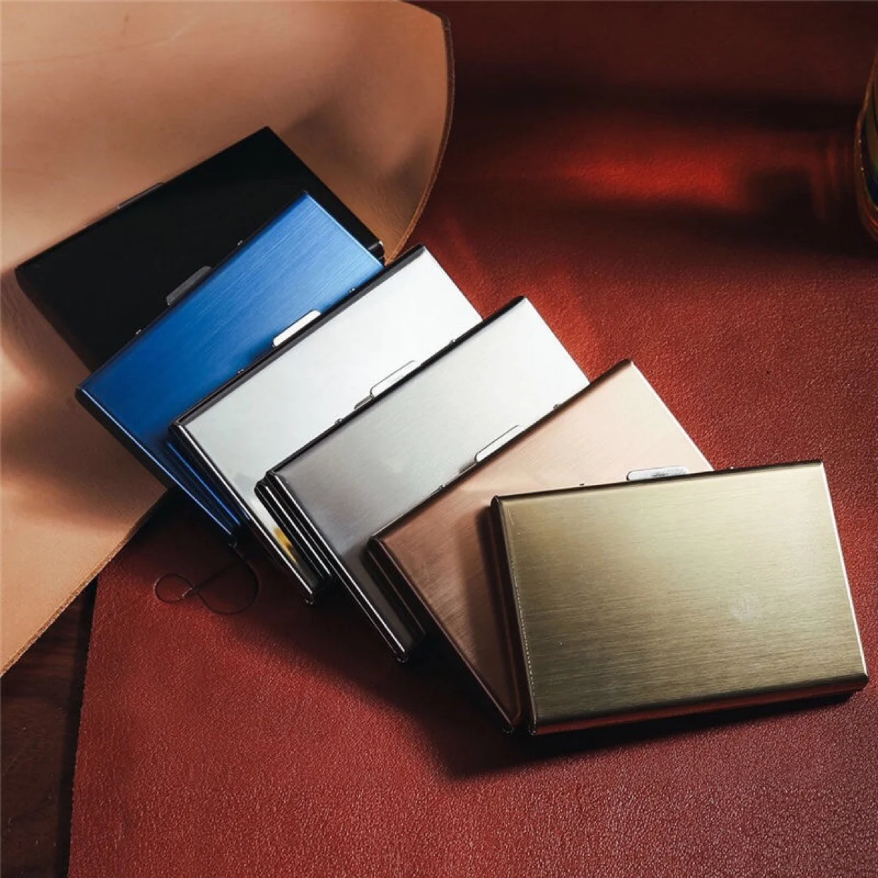 Cardholder metal cardholder carbon fiber cardholder