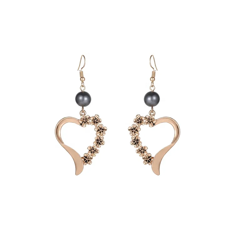 Alloy Pearl Golden Heart-shaped Woman Necklace Set Jewelry Hawaii Earring Necklace
