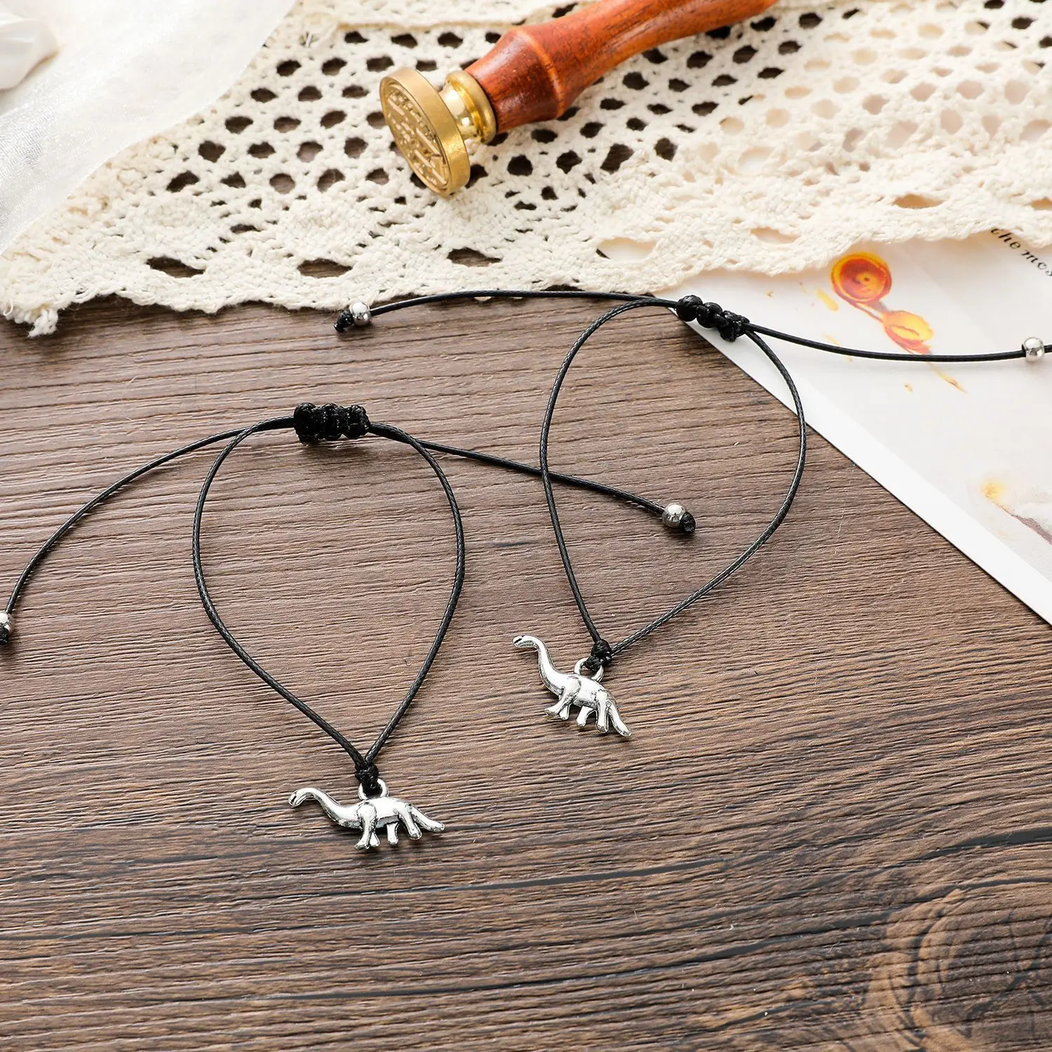 QIUHAN OEM Parent Child Argentinian Dragon Back to School Season Knitted Bracelet