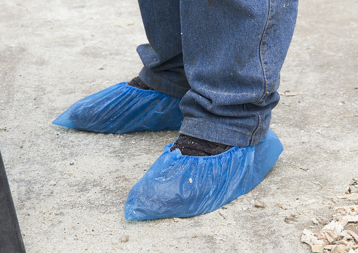 Disposable Plastic PE Shoe Cover Disposable Waterproof Shoe Cover