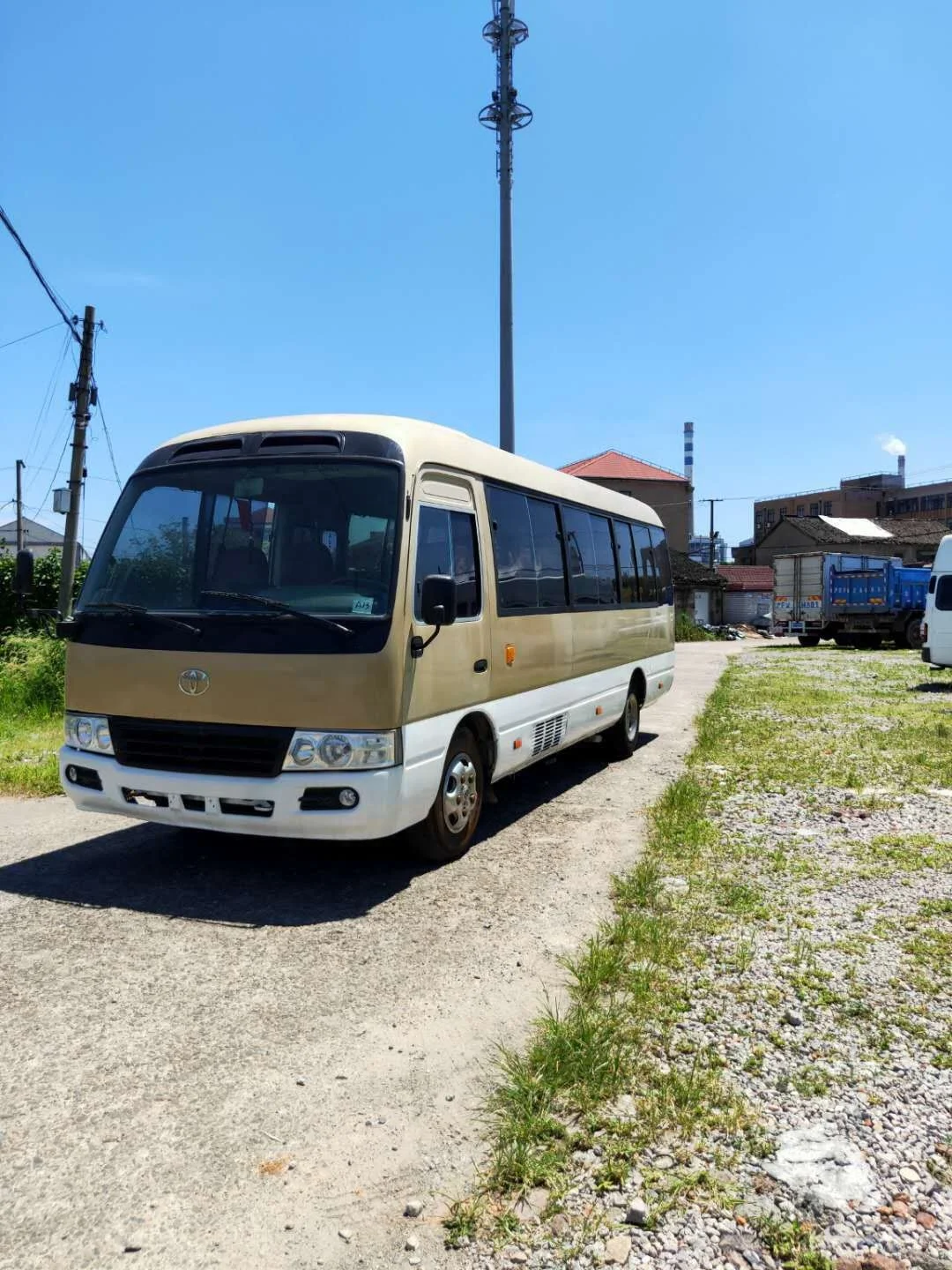 Used superior coach bus second hand petrol diesel toyotai coaster car accept customization 30 seaters used car