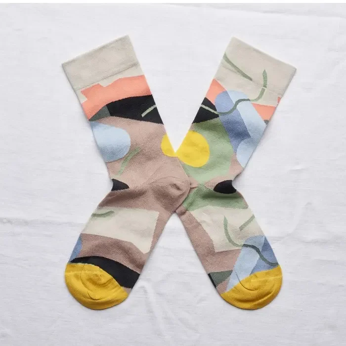 Manufacturer wholesale custom design Korean style young girls fuzzy cute printed socks